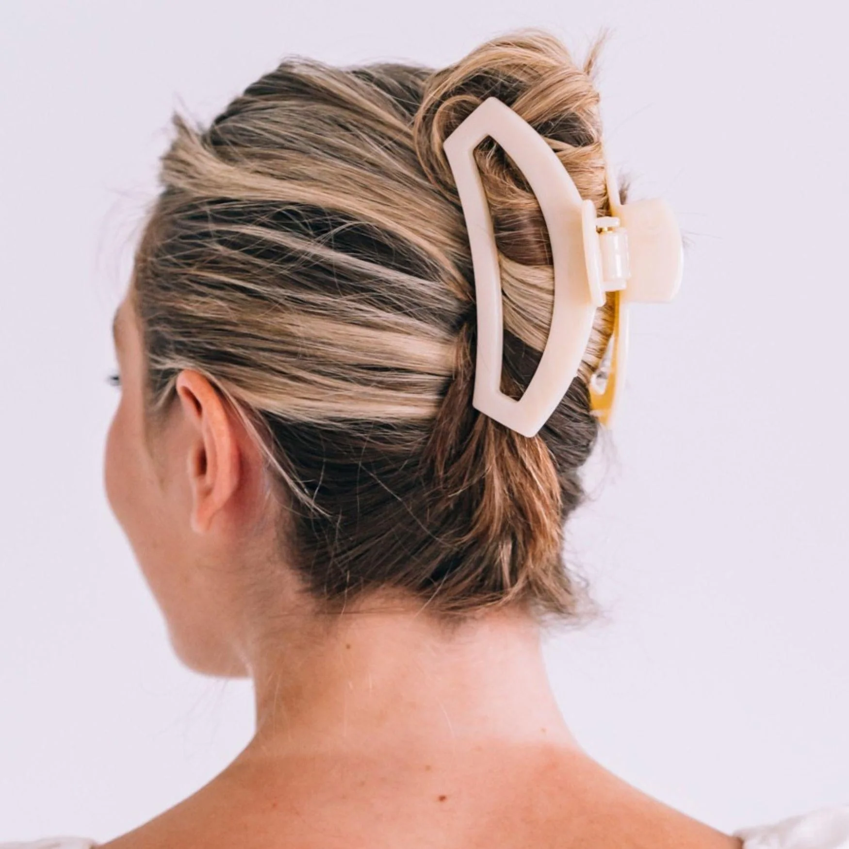 Open Almond Beige Large Claw Hair Clip - Image 5