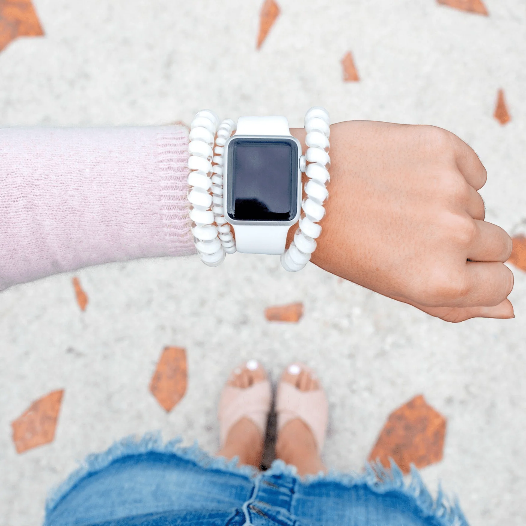 Coconut White Small Hair Ties - Image 4