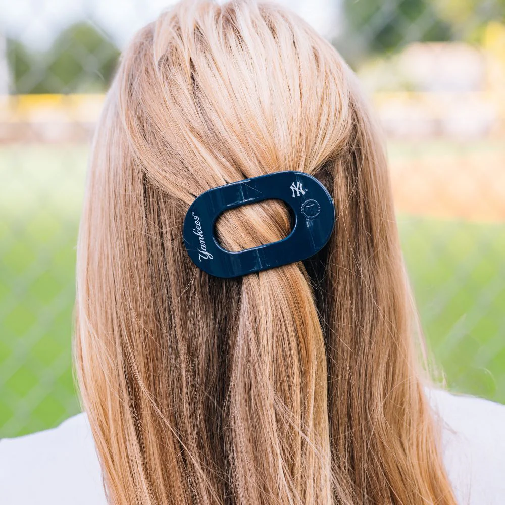 New York Yankees Small Flat Round Hair Clip - Image 4